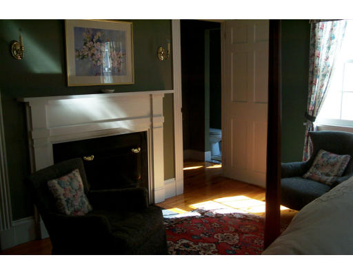 162 Mountain Road Princeton, MA 01541 - Photo 10 of 11