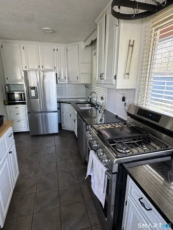 $2,600 | 20 Cornell Road, Danbury, CT 06811
