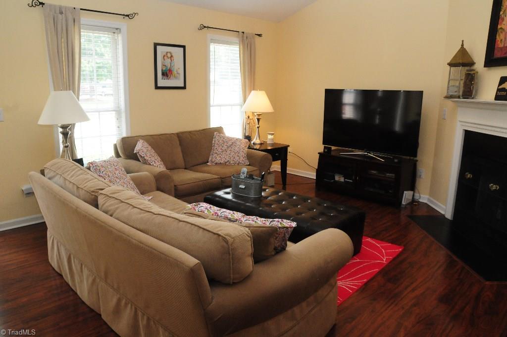 3676 Shadow Ridge Drive High Point, NC 27265 - Photo 2 of 20 Gallery Image 2