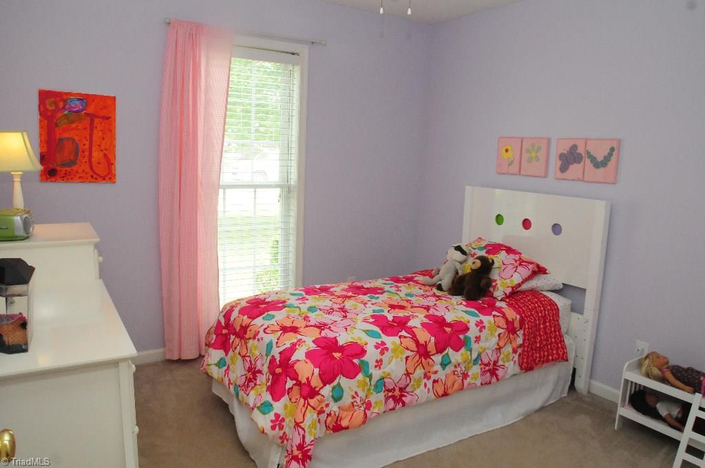 3676 Shadow Ridge Drive High Point, NC 27265 - Photo 14 of 20 Gallery Image 14