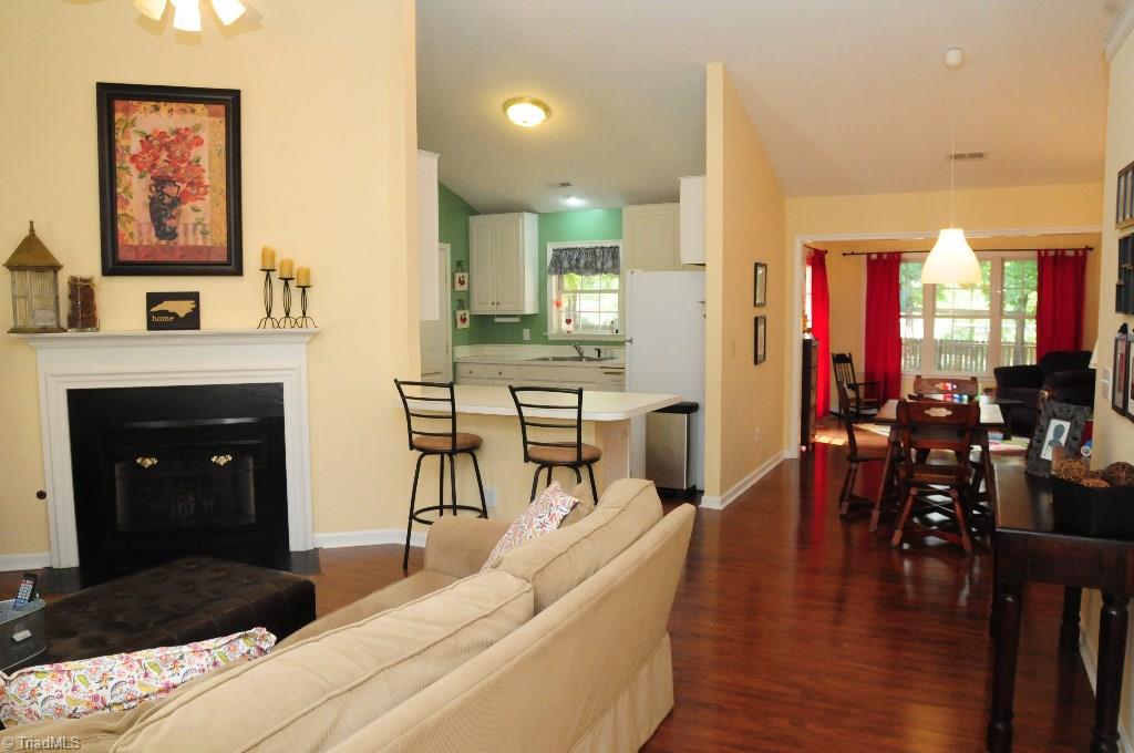 3676 Shadow Ridge Drive High Point, NC 27265 - Photo 3 of 20 Gallery Image 3