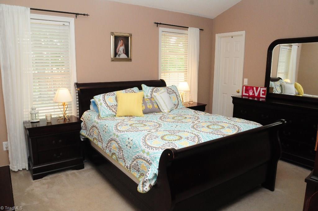 3676 Shadow Ridge Drive High Point, NC 27265 - Photo 10 of 20 Gallery Image 10