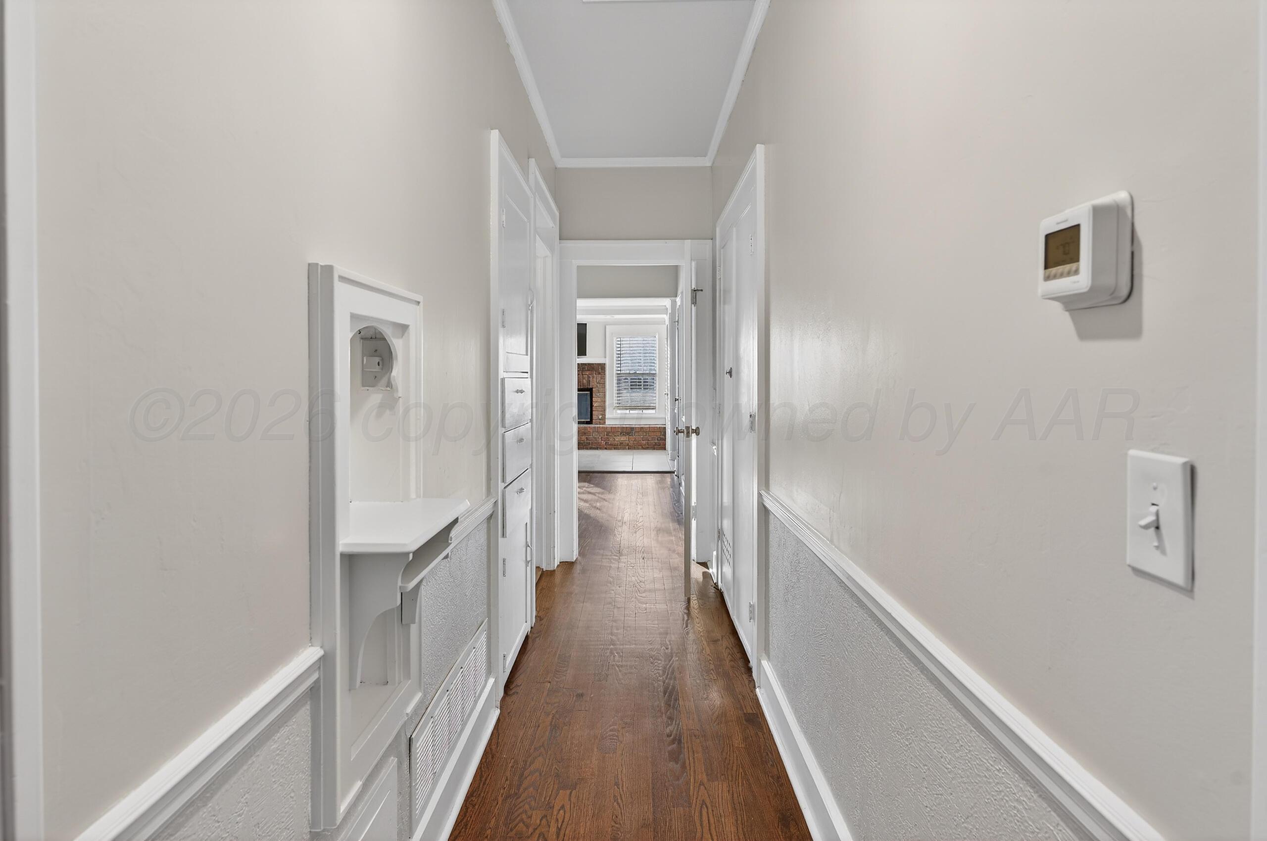 300 North Vine Street Claude, TX 79019 - Photo 41 of 56 041_Hallway