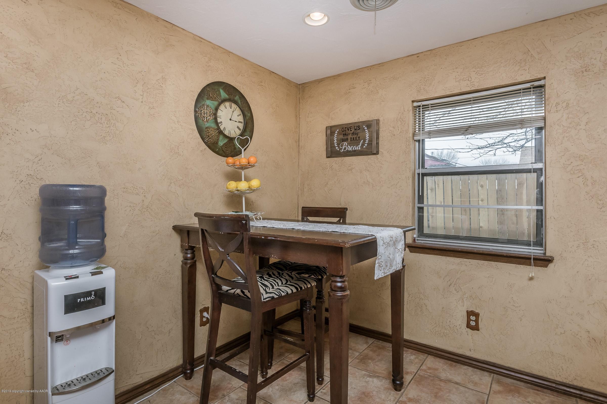 4435 South Travis Street Amarillo, TX 79110 - Photo 5 of 14 004_Dining Room