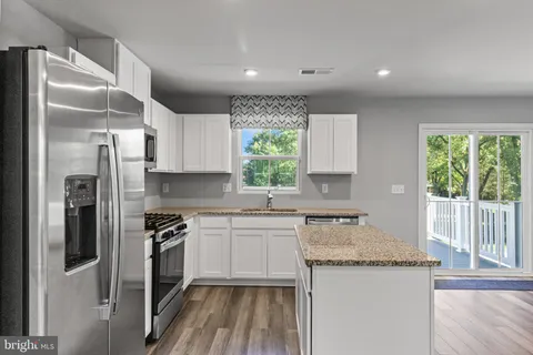 $2,999 | 2 Comfort Road, Williamstown, NJ 08094