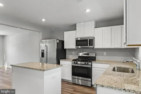 $2,999 | 2 Comfort Road, Williamstown, NJ 08094