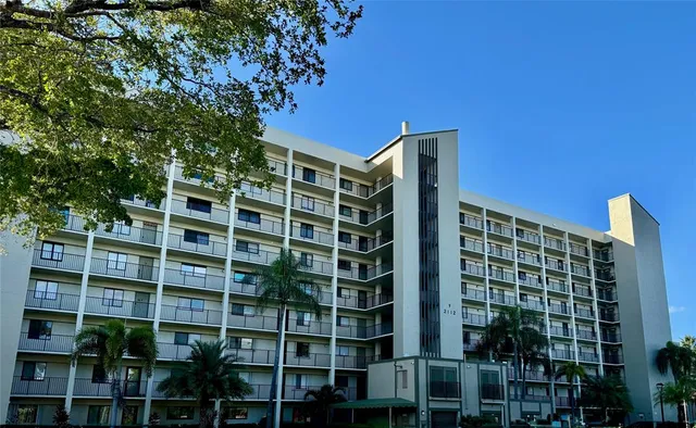$2,300 | 2112 South Cypress Bend Drive, Unit 508, Pompano Beach, FL 33069