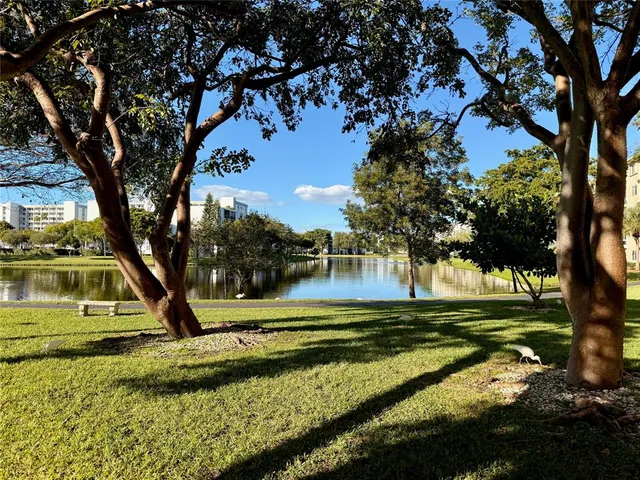 $2,300 | 2112 South Cypress Bend Drive, Unit 508, Pompano Beach, FL 33069