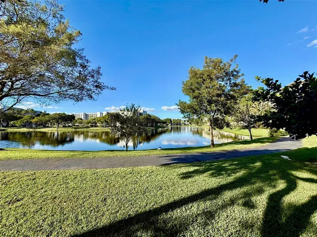 $2,300 | 2112 South Cypress Bend Drive, Unit 508, Pompano Beach, FL 33069