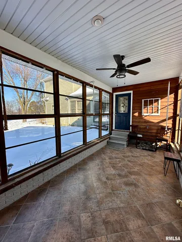 $348,000 | 1 Valevue Acres Drive, Jacksonville, IL 62650