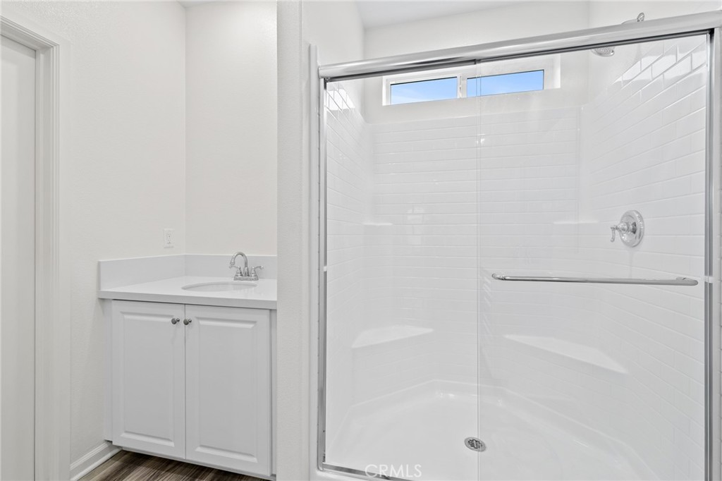 10281 Trickle Lane Riverside, CA 92503 - Photo 10 of 18 Gallery Image 10