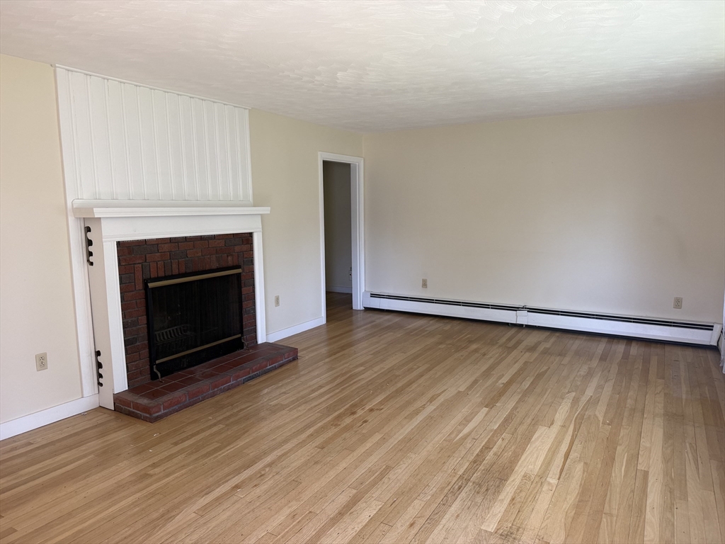 50 Edgewood Road Shrewsbury, MA 01545 - Photo 7 of 33