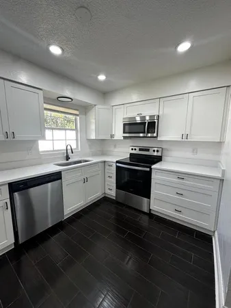 $2,290 | 1520 Country Ridge Drive, Lakeland, FL 33801