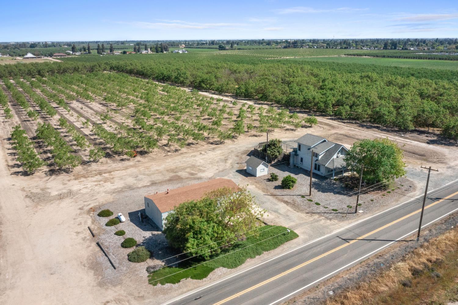 3443 Kansas Avenue Modesto, CA 95358 - Photo 3 of 45 a view of a lake with a garden