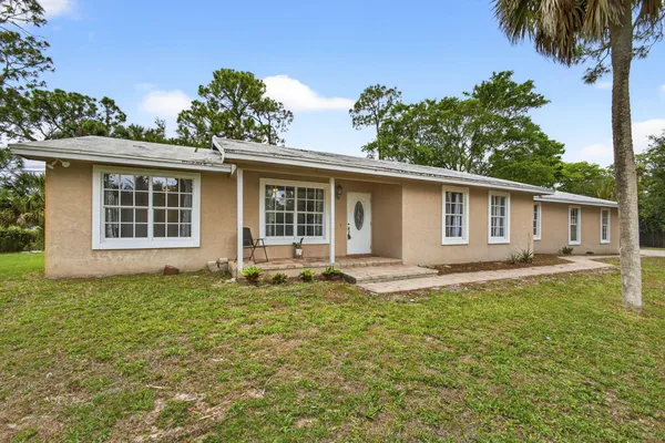 $3,200 | 16932 Okeechobee Boulevard, The Acreage, FL 33470