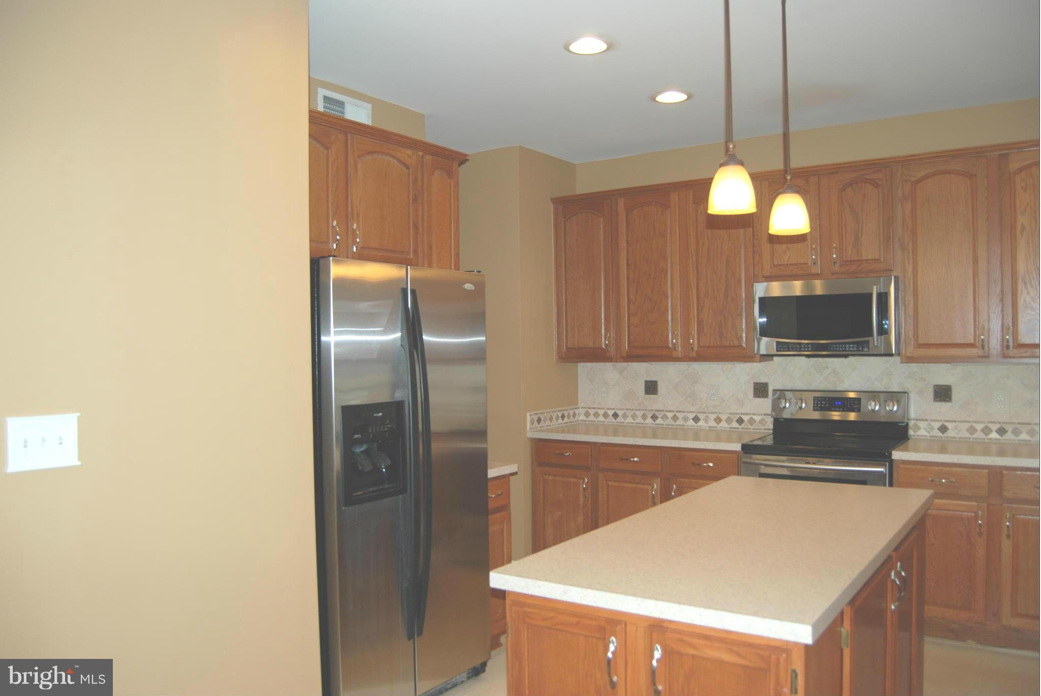 4172 Agency Loop Triangle, VA 22172 - Photo 13 of 30 Kitchen