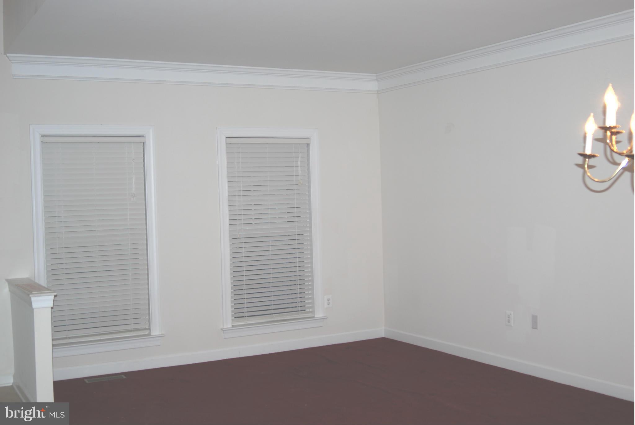 4172 Agency Loop Triangle, VA 22172 - Photo 9 of 30 Living Room
