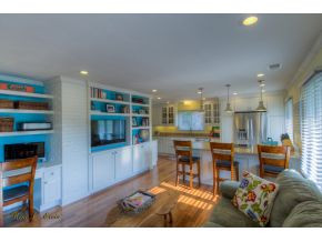 2221 Pendragon Road Kingsport, TN 37660 - Photo 5 of 24 Kitchen Family Room