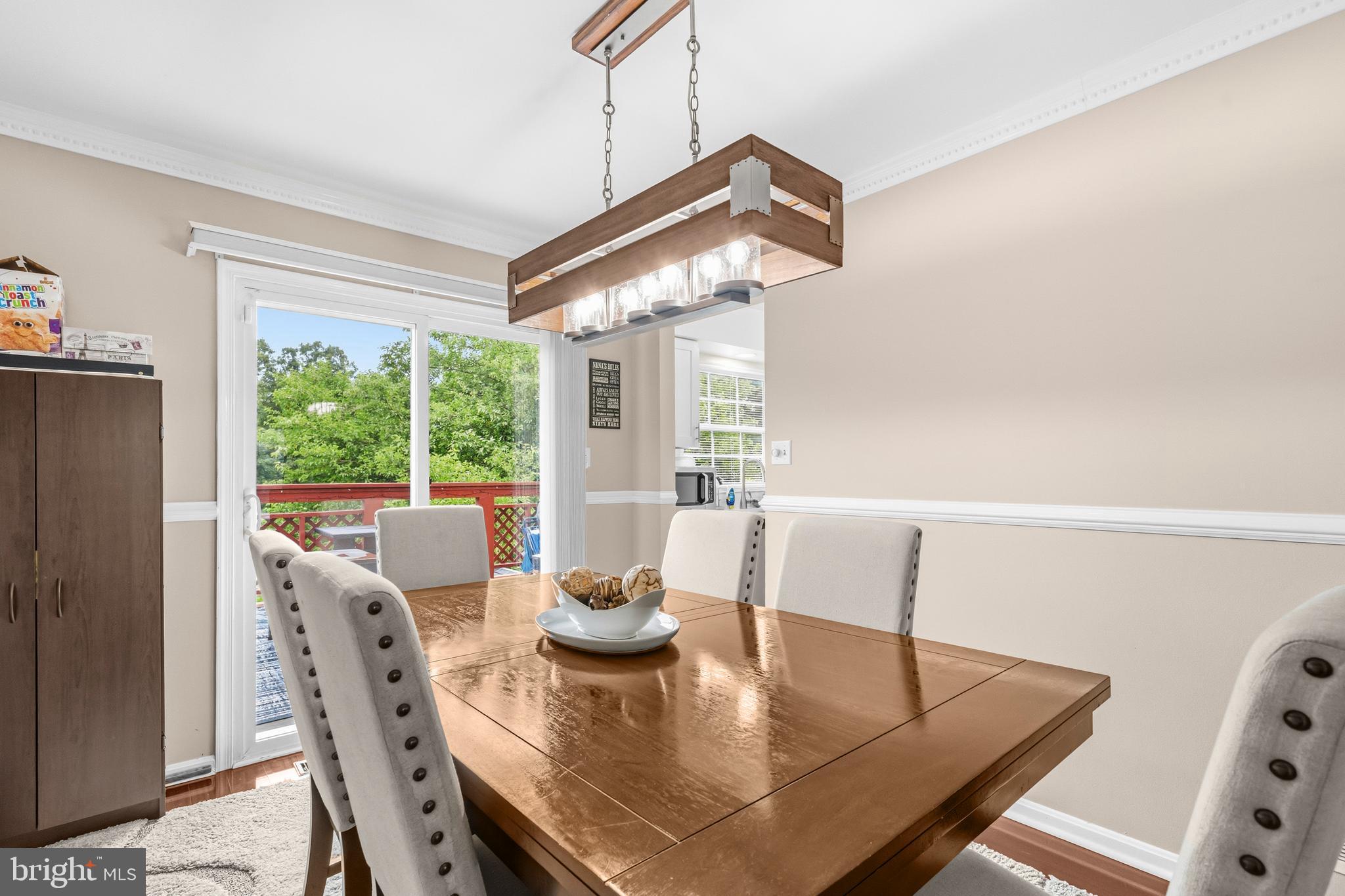 552 Short Curve Road Glen Burnie, MD 21061 - Photo 8 of 31