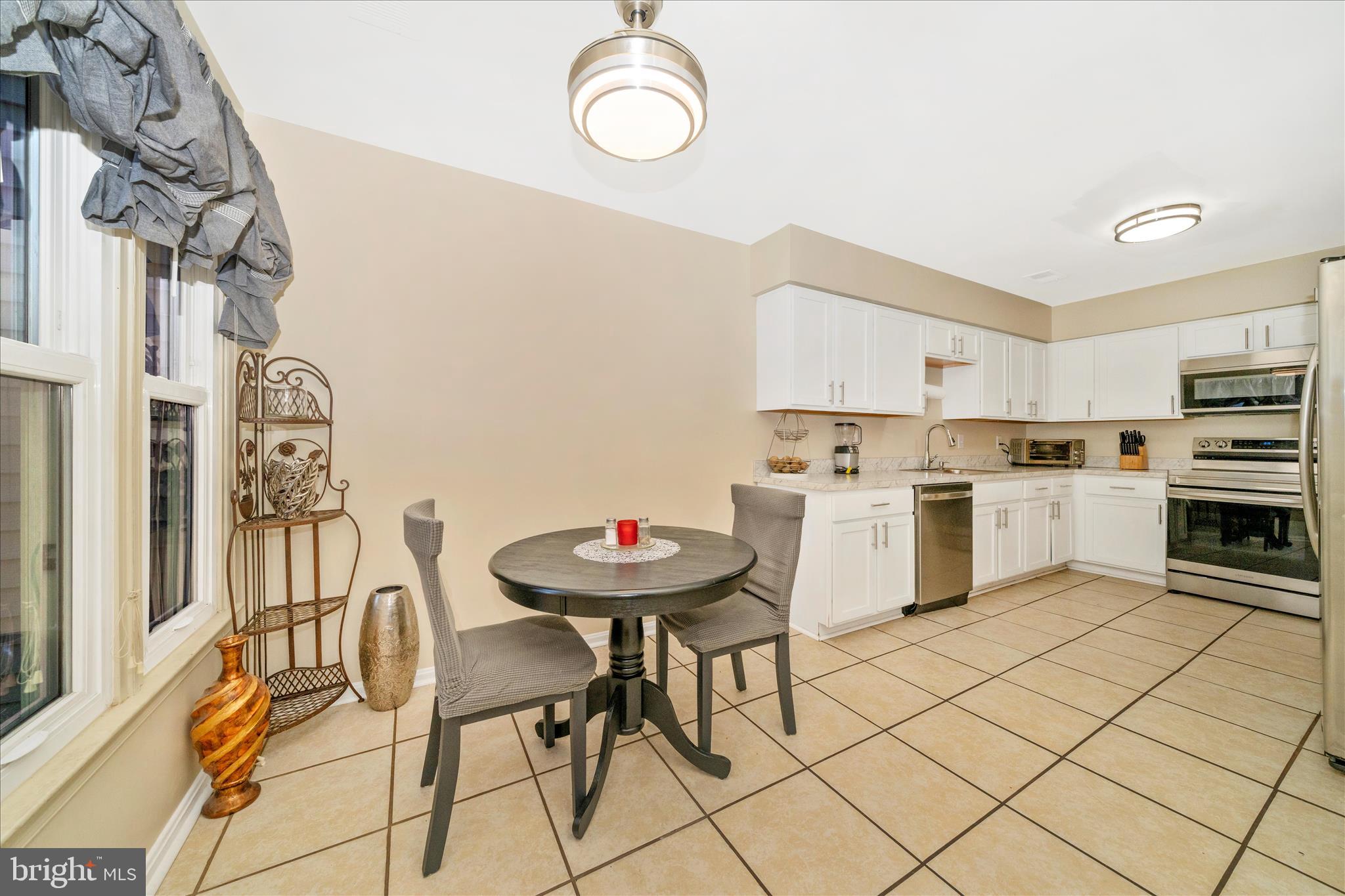 9432 Nicklaus Lane, Unit 52 Laurel, MD 20708 - Photo 19 of 53 Breakfast Nook