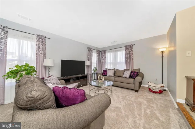 $300,000 | 9432 Nicklaus Lane, Unit 52, Laurel, MD 20708