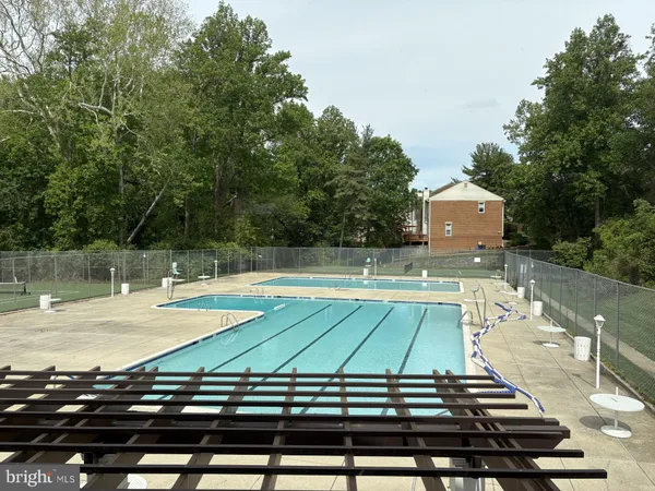 $273,000 | 10403 Montrose Avenue, Unit 201, Bethesda, MD 20814