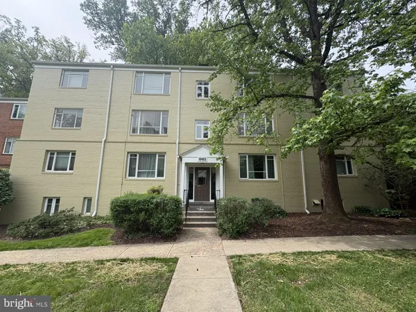 $273,000 | 10403 Montrose Avenue, Unit 201, Bethesda, MD 20814