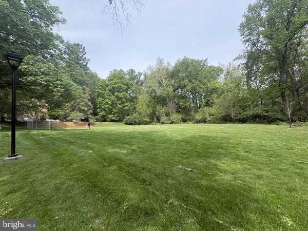 $273,000 | 10403 Montrose Avenue, Unit 201, Bethesda, MD 20814