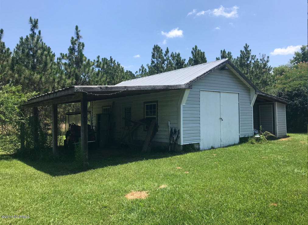 38 Hazel Wood Road Willard, NC 28478 - Photo 21 of 21 workshop