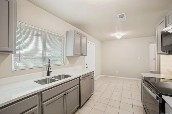 $1,495 | 10506 Bounty Drive, San Antonio, TX 78245