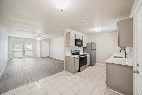 $1,495 | 10506 Bounty Drive, San Antonio, TX 78245