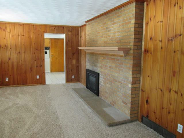 7834 Secor Road Lambertville, MI 48144 - Photo 15 of 20 Family Room