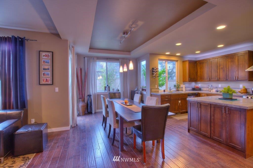 321 204th Place Southeast Bothell, WA 98012 - Photo 3 of 14
