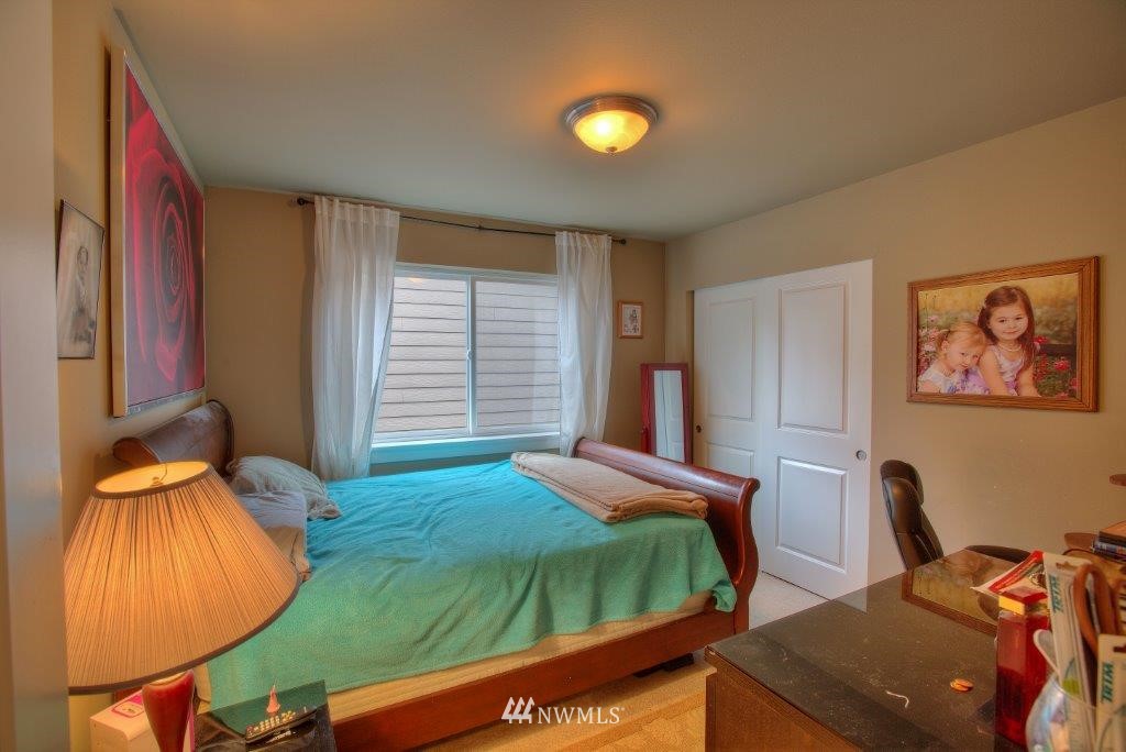 321 204th Place Southeast Bothell, WA 98012 - Photo 9 of 14