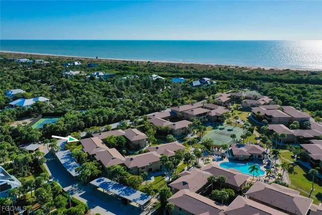 an aerial view of multiple house