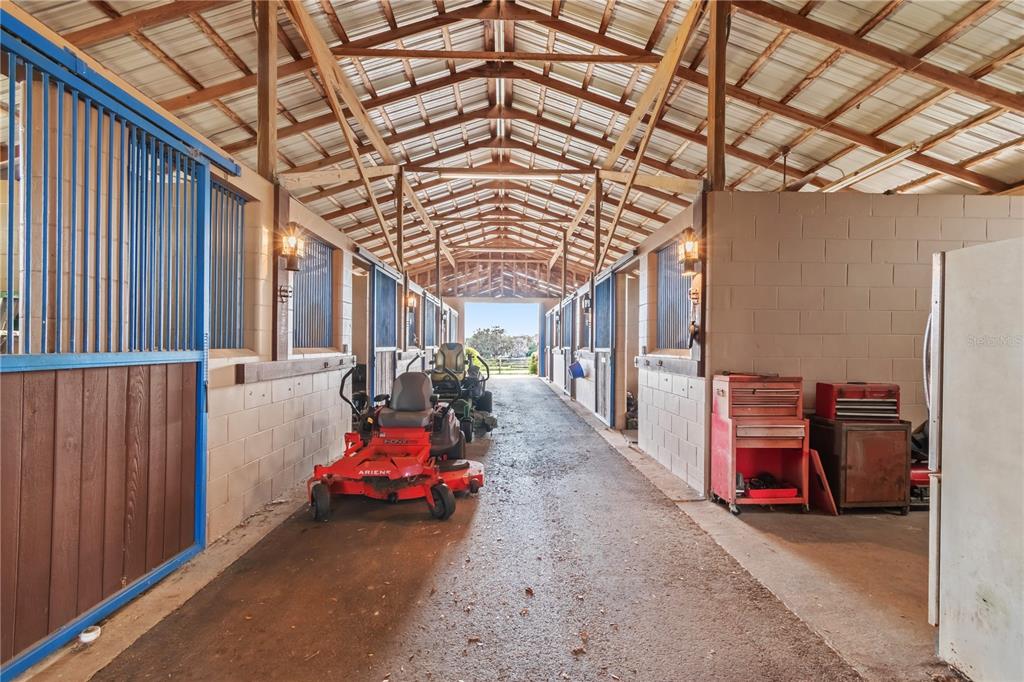 4975 Northwest 125th Street Road Reddick, FL 32686 - Photo 37 of 93