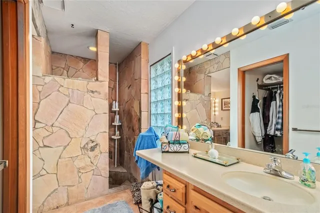 $4,900,000 | 5100 West Highway 329, Reddick, FL 32686