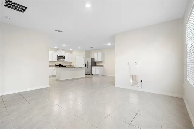 $2,500 | 763 Lazio Circle, DeBary, FL 32713