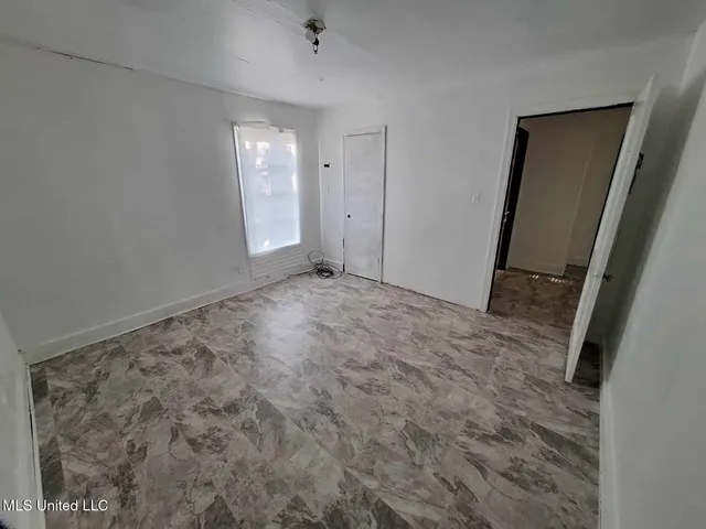 $25,000 | 2017 Michigan Street, Greenville, MS 38703