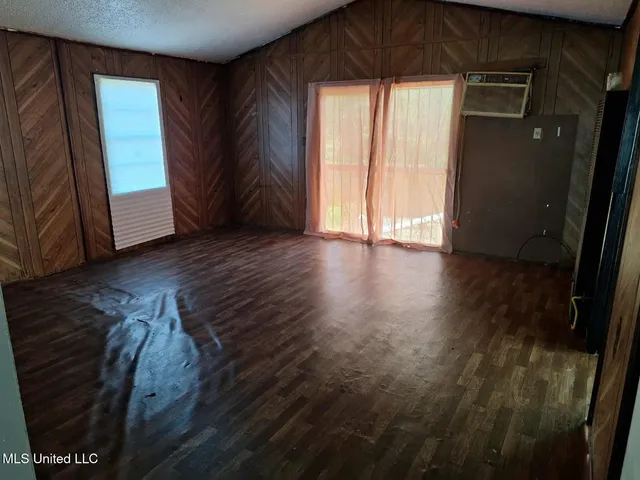 $25,000 | 2017 Michigan Street, Greenville, MS 38703