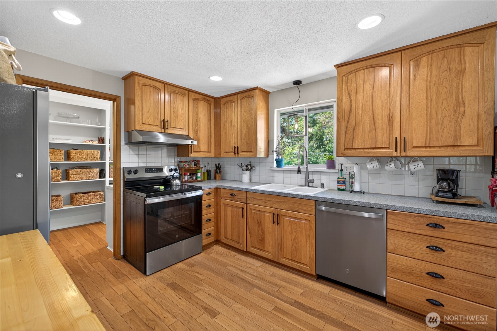 6038 Hazel Place Cashmere, WA 98815 - Photo 14 of 39