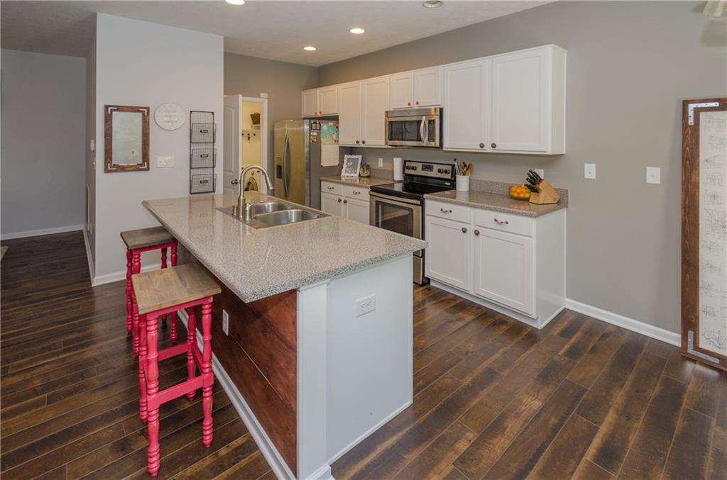 5785 Pebblebrooke Road Whitestown, IN 46075 - Photo 11 of 21