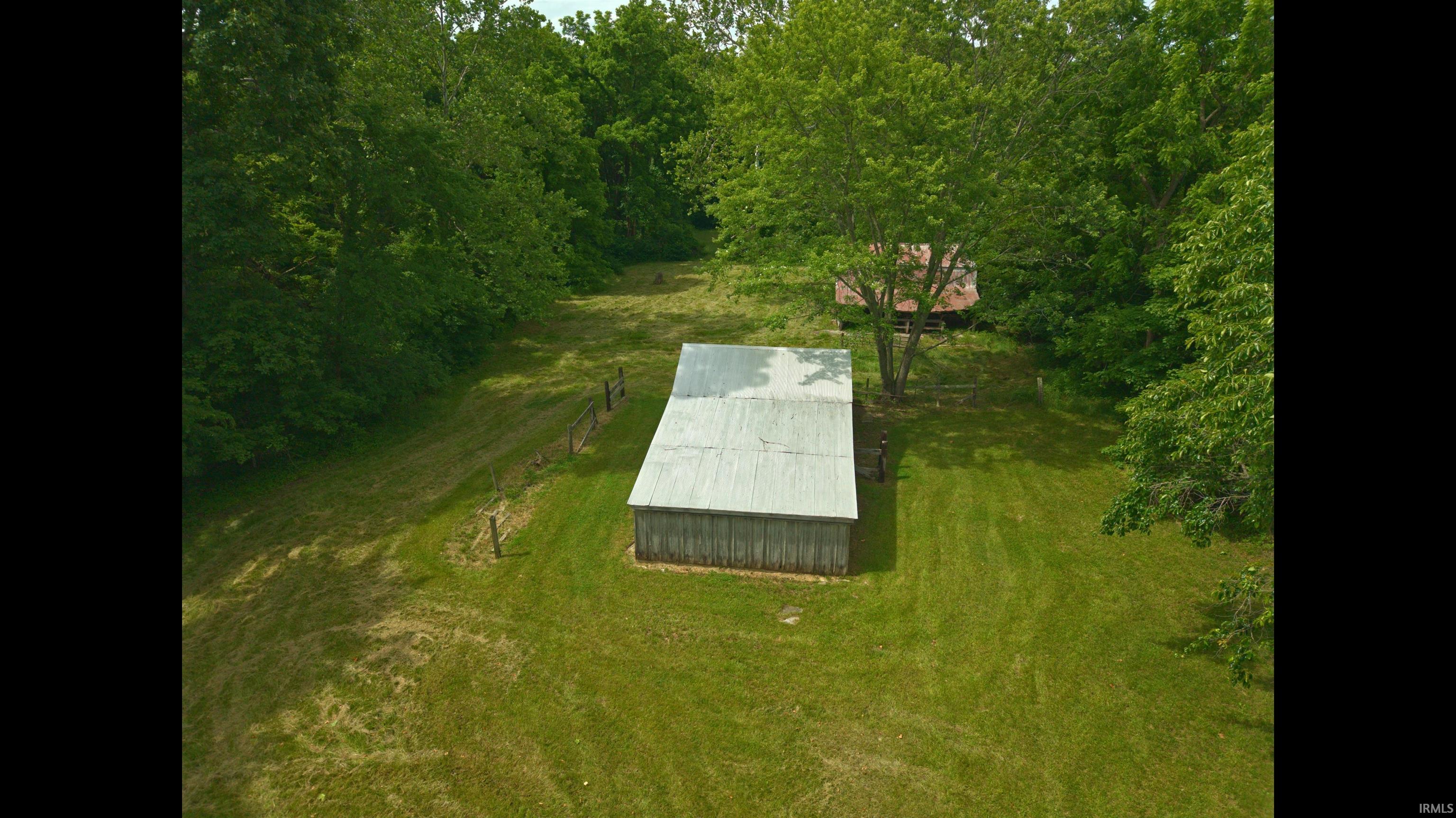 7353 West Eller Road Bloomington, IN 47403 - Photo 18 of 27