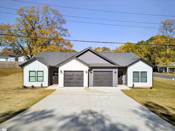 $1,650 | 404 Fairfield Road, Chesnee, SC 29323