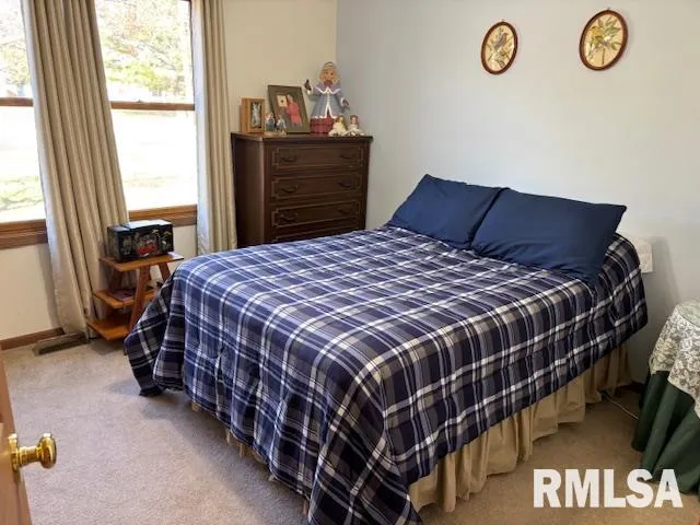 $224,900 | 710 West Dean Street, Virden, IL 62690