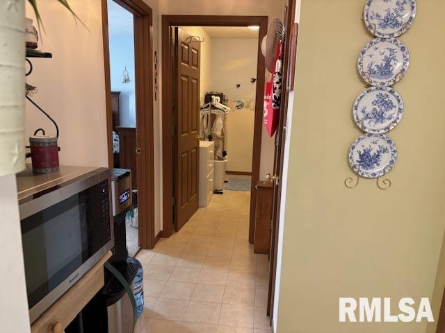 710 West Dean Street Virden, IL 62690 - Photo 27 of 62
