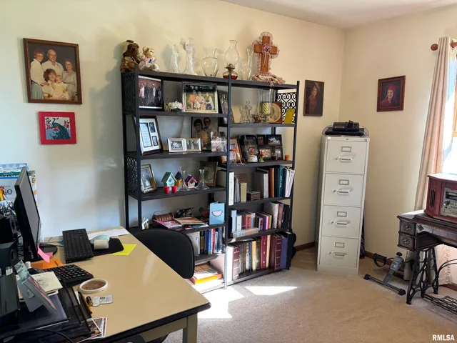 $224,900 | 710 West Dean Street, Virden, IL 62690