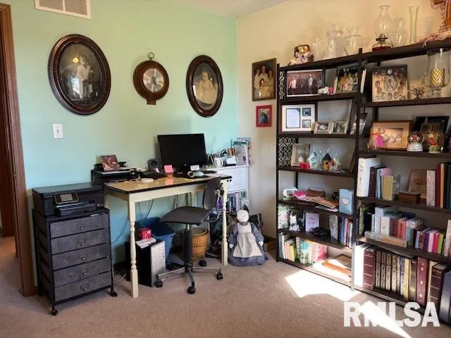 $224,900 | 710 West Dean Street, Virden, IL 62690