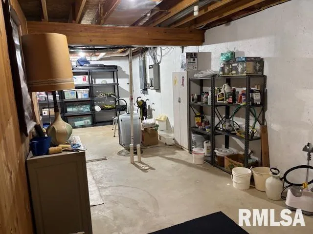 $224,900 | 710 West Dean Street, Virden, IL 62690