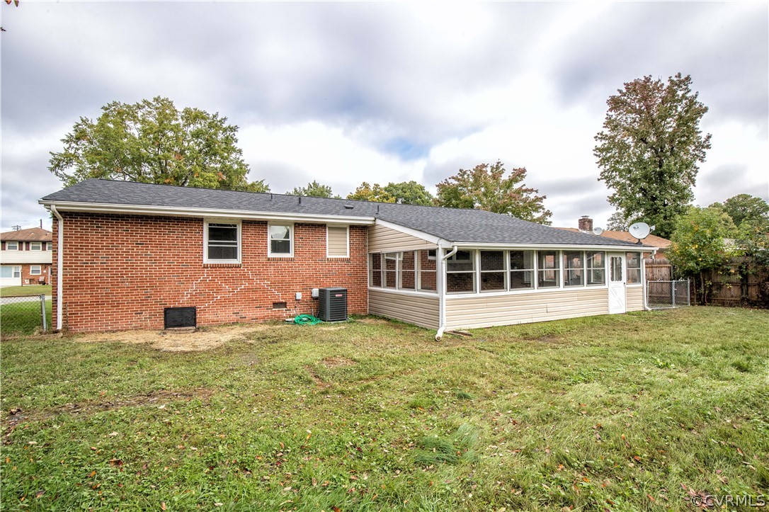 913 Yorkshire Road Colonial Heights, VA 23834 - Photo 25 of 26 Exterior Rear